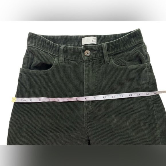 Aritiza Wilfred - Maddie corduroy straight leg pants - Picture 7 of 12